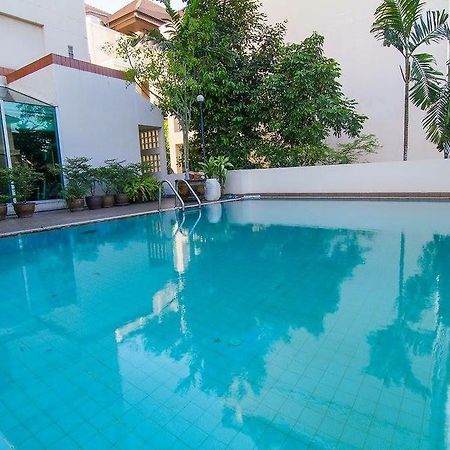 Antique Palace Apartment Bangkok Ngoại thất bức ảnh