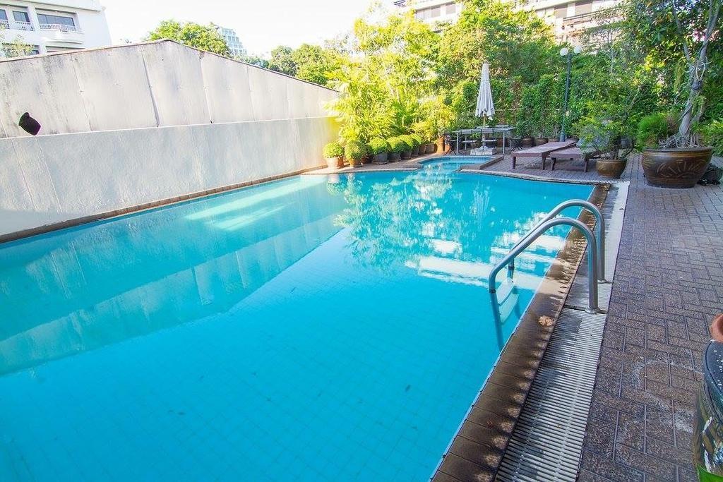 Antique Palace Apartment Bangkok Ngoại thất bức ảnh