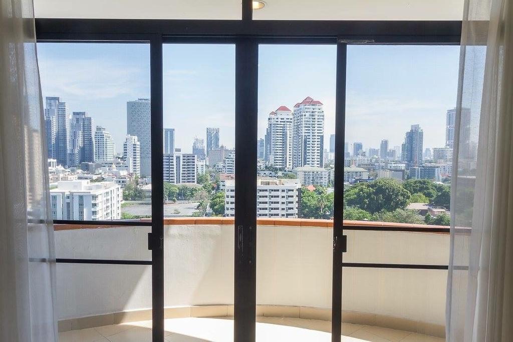 Antique Palace Apartment Bangkok Ngoại thất bức ảnh